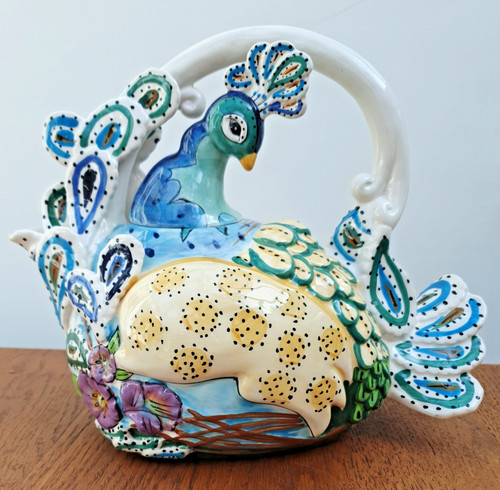 Golden peacock - golden,