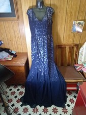 STUNNING FLATTERING STRETCHY