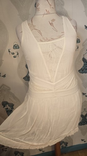 Pretty ivory lacey - lacey, sun