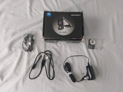 Boxed motorola razr - boxed, black