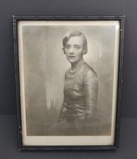 Vintage 1930s Cecil Beaton style portrait of a lady Art Deco photograph