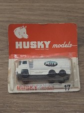 Husky - No.17 - Guy Warrior