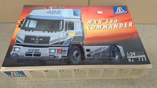 Italeri man f90 commander - man,
