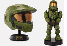 Halo Master Chief Deluxe Helmet & Halo Master Chief Controller Holder