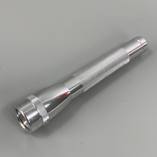 Mini maglite torch silver - aa,