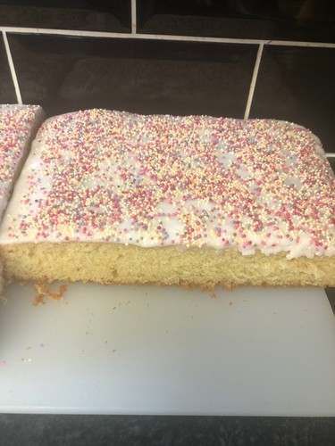 Homemade old school cake - school,