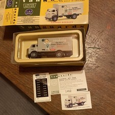 Vanguards Diecast Green Shield