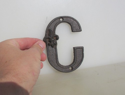 Large iron shop letter - large, "c"