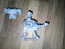 Warhammer 40K Classic Noise Marine Rocker Guitar Hero CSM Metal original 