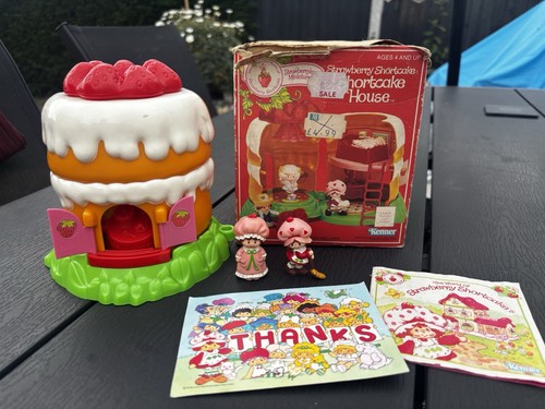 Strawberry shortcake house - shortcake,
