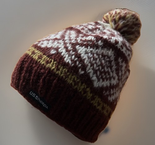 100 wool pom winter - wool,