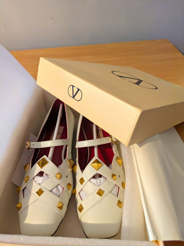Valentino garavani white - valentino,