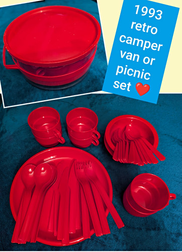 Retro 1993 picnic camper van - retro,