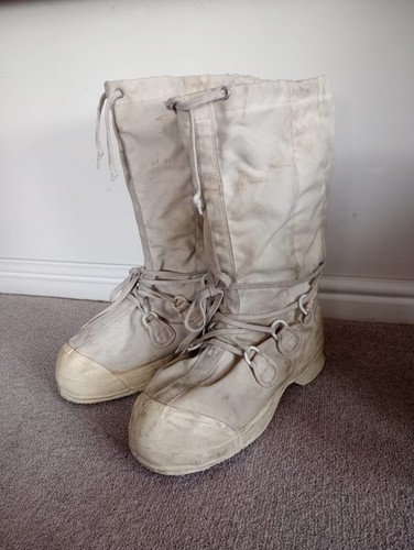 Canadian army mukluk - canadian,