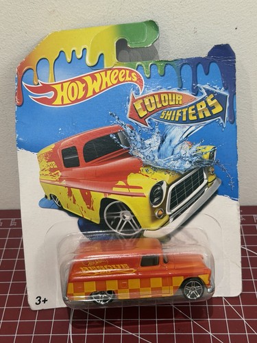 Hot wheels colour shifters 55 - wheels, '55