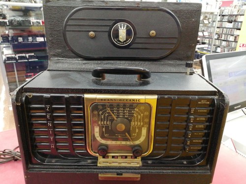 Vintage zenith trans oceanic - vintage,