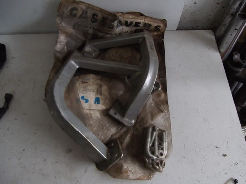 Suzuki gsx550 crash bars - ,