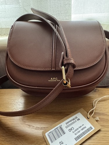 Wholesale version p - , a.p.c