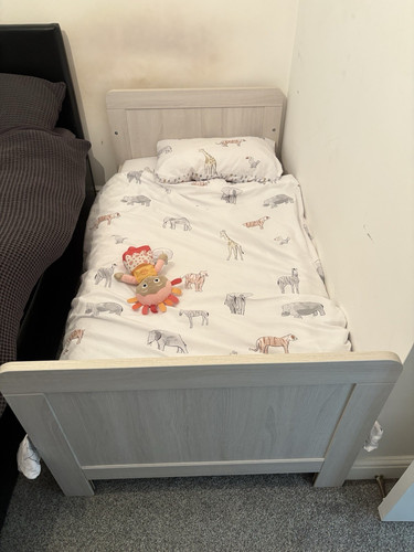 Mamas papas white wooden - mamas,