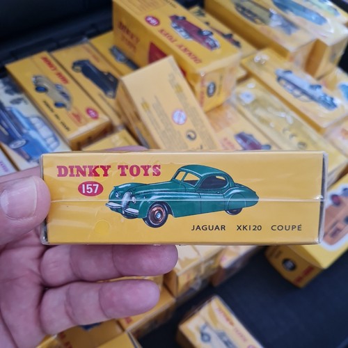 Dinky toys jaguar - toys, model
