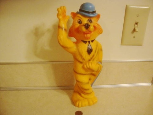 Vintage 1968 squeaky toy - 1968,