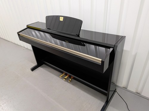 Yamaha clavinova clp 220pe - yamaha,