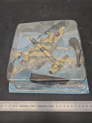 Amercom diecast avro - avro, lancaster