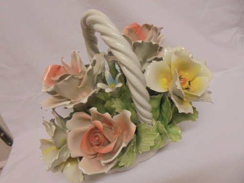 Vintage large capodimonte - vintage,