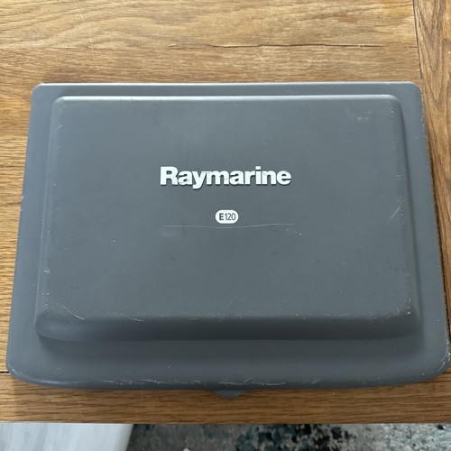 Raymarine e120 sun cover used - e120,