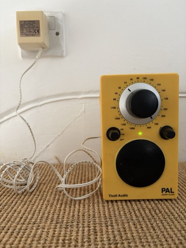 Tivoli audio pal radio henry - radio,