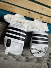 Adidas Men’s slippers Size