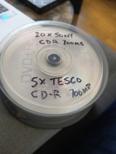 25no CD-R Blank Discs 20x Sony & 5x Tesco, in a storage case