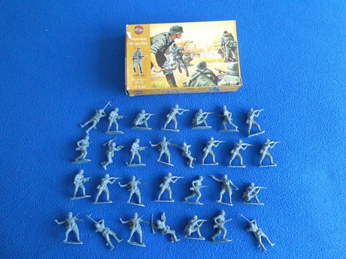 Airfix scale soldiers - 1/32,