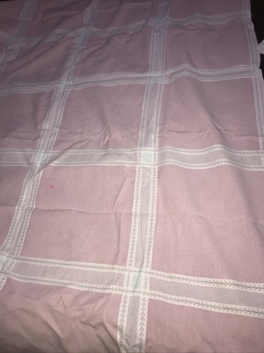 Pretty pink tablecloth fabric - pink,