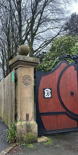 Reclaimed stone gate - , post