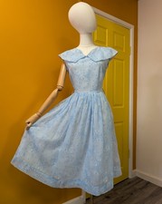 Sweet Vintage 1950s Blue Floral Dress - Size 8/10