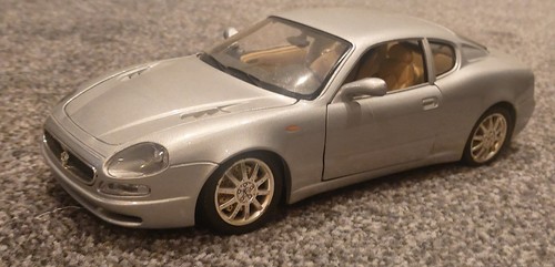 Maserati 3200 scale 18 - 3200, 1:18
