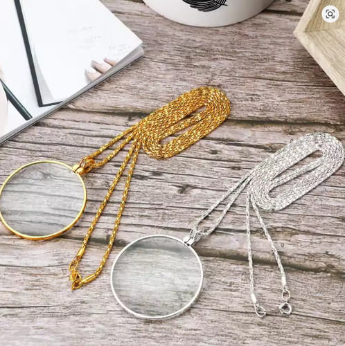Magnifying glass necklace - 5x,