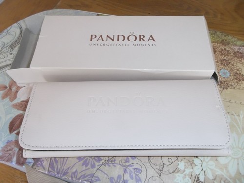 Pandora leather jewellery roll - leather,