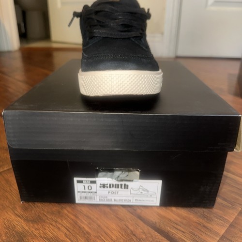 Path shoes - i,