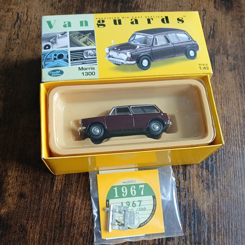 Vanguards austin morris 1300 - morris,