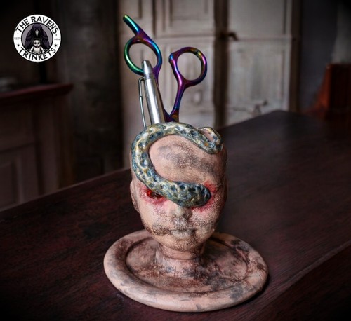 Creepy horror doll desk tidy - doll,