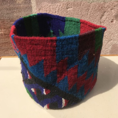 Kilim flower pot hand - (large),