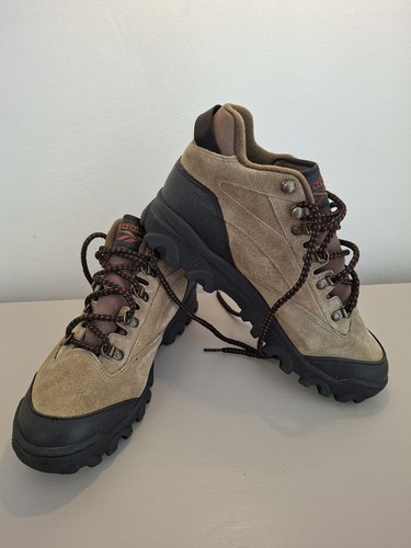 Bnwt vintage reebok outdoor - bnwt,