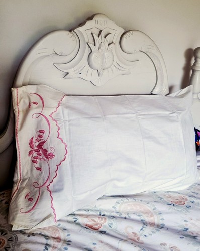 Vintage pair white - of,