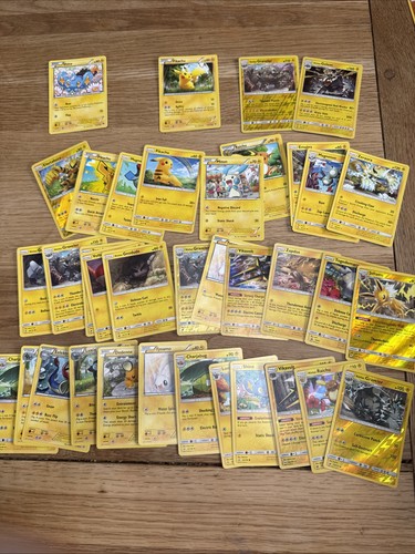 Pokemon bundle electric type - pokemon,