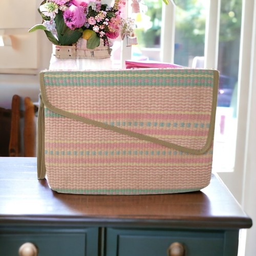 Vintage woven straw raffia - woven,