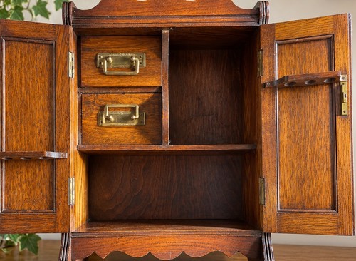 Antique solid oak wall - oak, smokers