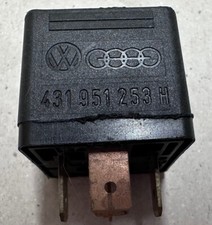 Relay 204 work contact relay