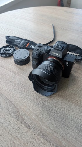 Sony iii camera body - a7,